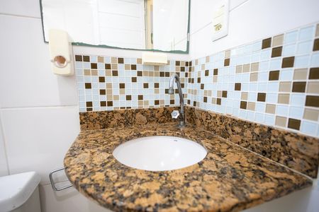 Casa à venda com 137m², 3 quartos e 2 vagas Casa à venda com 137m², 3 quartos e 2 vagasBanheiro 2