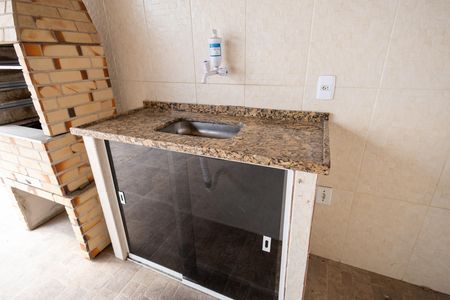Casa à venda com 137m², 3 quartos e 2 vagas Casa à venda com 137m², 3 quartos e 2 vagasChurrasqueira