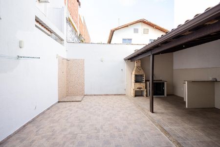 Casa à venda com 137m², 3 quartos e 2 vagas Casa à venda com 137m², 3 quartos e 2 vagasChurrasqueira