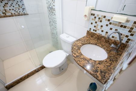 Casa à venda com 137m², 3 quartos e 2 vagas Casa à venda com 137m², 3 quartos e 2 vagasBanheiro 2