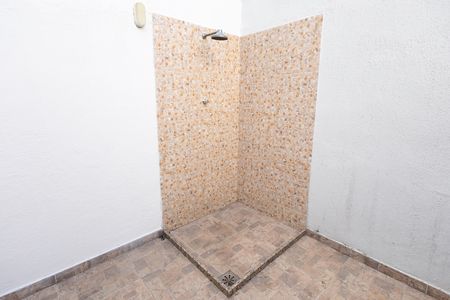 Casa à venda com 137m², 3 quartos e 2 vagas Casa à venda com 137m², 3 quartos e 2 vagasÁrea externa