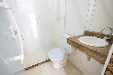 Casa à venda com 137m², 3 quartos e 2 vagas Casa à venda com 137m², 3 quartos e 2 vagasBanheiro 1