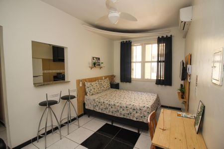 Studio para alugar com 26m², 1 quarto e sem vaga Studio para alugar com 26m², 1 quarto e sem vagaSala/Quarto