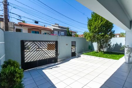 Casa à venda com 174m², 3 quartos e 4 vagas Casa à venda com 174m², 3 quartos e 4 vagasGaragem