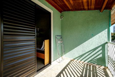 Casa de condomínio à venda com 115m², 3 quartos e 1 vagaVaranda do quarto 02