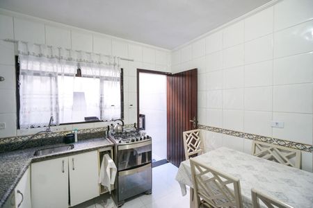Casa de condomínio à venda com 115m², 3 quartos e 1 vagaCozinha