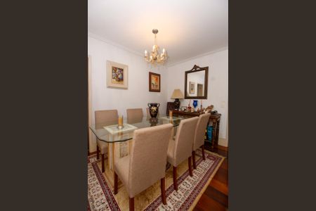 Apartamento à venda com 100m², 3 quartos e 3 vagasSala