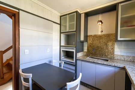 Casa à venda com 182m², 3 quartos e 3 vagasCozinha