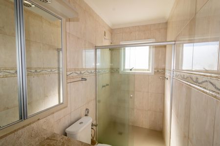 Casa à venda com 182m², 3 quartos e 3 vagasBanheiro