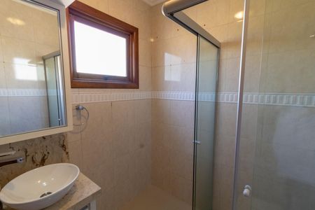 Casa à venda com 182m², 3 quartos e 3 vagasBanheiro da Suíte