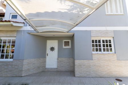 Casa à venda com 182m², 3 quartos e 3 vagasFachada