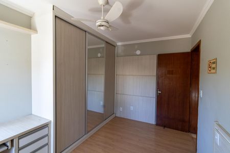 Casa à venda com 182m², 3 quartos e 3 vagasQuarto 1
