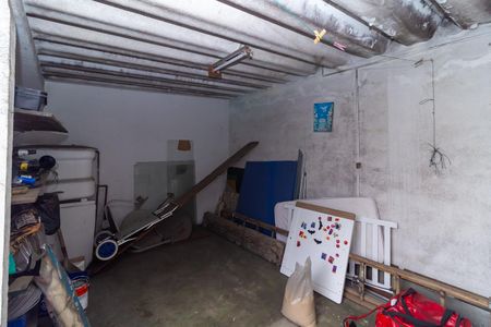 Casa à venda com 130m², 3 quartos e 2 vagas Casa à venda com 130m², 3 quartos e 2 vagasDepósito