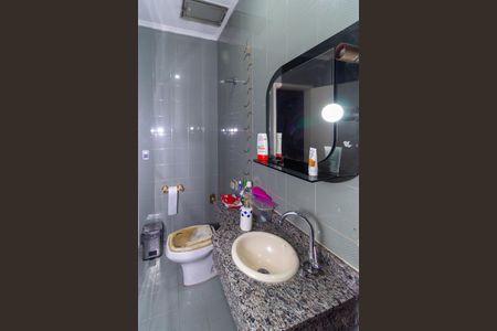 Casa à venda com 130m², 3 quartos e 2 vagas Casa à venda com 130m², 3 quartos e 2 vagasBanheiro 2