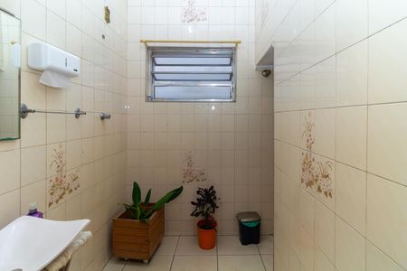 Casa à venda com 130m², 3 quartos e 2 vagas Casa à venda com 130m², 3 quartos e 2 vagasBanheiro 1