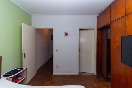 Casa à venda com 130m², 3 quartos e 2 vagas Casa à venda com 130m², 3 quartos e 2 vagasQuarto 1