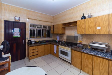 Casa à venda com 130m², 3 quartos e 2 vagas Casa à venda com 130m², 3 quartos e 2 vagasCozinha