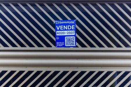 Casa à venda com 130m², 3 quartos e 2 vagas Casa à venda com 130m², 3 quartos e 2 vagasPlaquinha