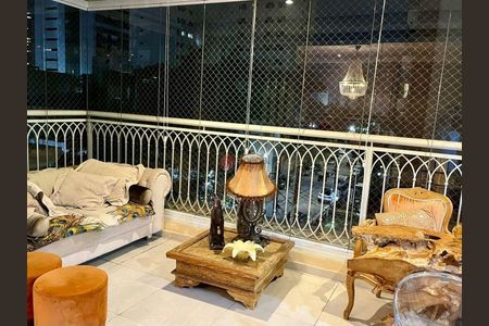 Apartamento à venda com 177m², 3 quartos e 4 vagas