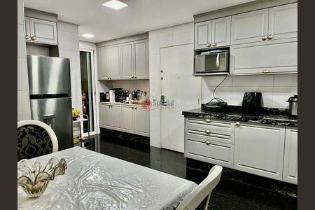 Apartamento à venda com 177m², 3 quartos e 4 vagas
