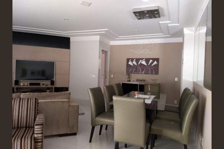 Apartamento à venda com 131m², 3 quartos e 3 vagas
