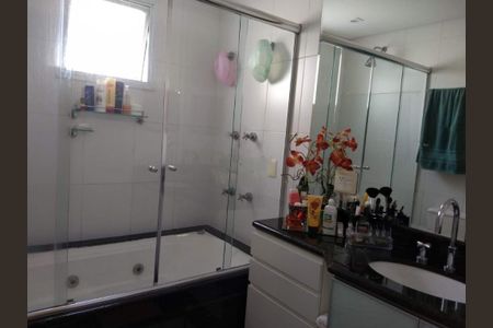 Apartamento à venda com 131m², 3 quartos e 3 vagas