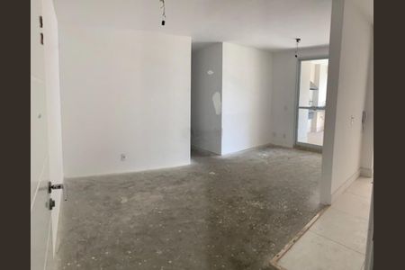 Apartamento à venda com 67m², 2 quartos e 1 vaga