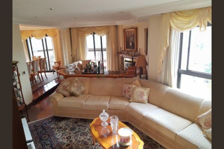 Apartamento à venda com 226m², 4 quartos e 4 vagas