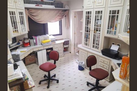 Apartamento à venda com 226m², 4 quartos e 4 vagas