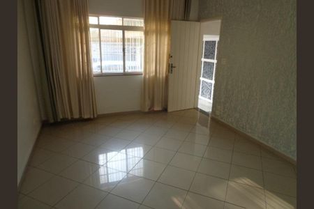 Casa à venda com 100m², 2 quartos e 2 vagas