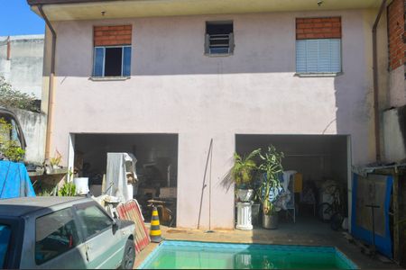 Casa à venda com 350m², 3 quartos e 5 vagasÁrea externa