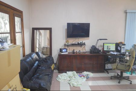 Casa à venda com 350m², 3 quartos e 5 vagasSala