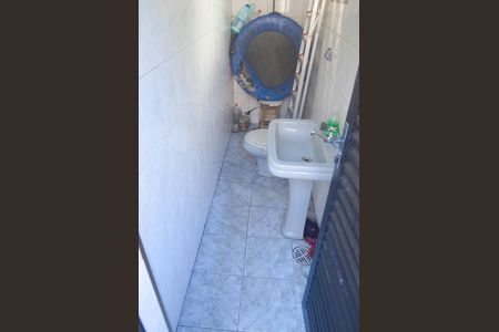 Casa à venda com 350m², 3 quartos e 5 vagasBanheiro da Área externa