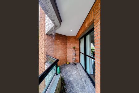 Apartamento à venda com 241m², 5 quartos e 4 vagasVaranda da Sala