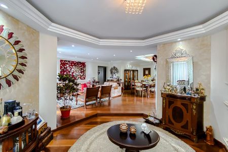 Apartamento à venda com 241m², 5 quartos e 4 vagasSala