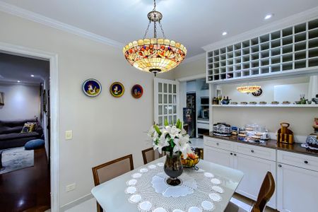 Apartamento à venda com 241m², 5 quartos e 4 vagasCopa