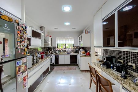 Apartamento à venda com 241m², 5 quartos e 4 vagasCozinha