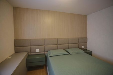 Apartamento à venda com 132m², 4 quartos e 2 vagas Apartamento à venda com 132m², 4 quartos e 2 vagasSuite