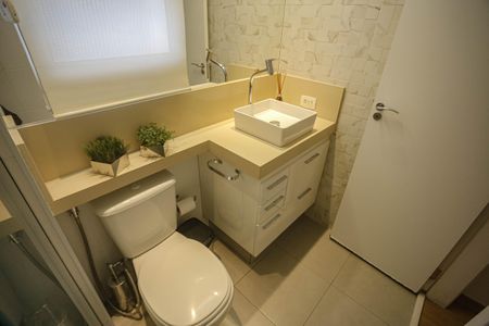 Apartamento à venda com 132m², 4 quartos e 2 vagas Apartamento à venda com 132m², 4 quartos e 2 vagasBanheiro