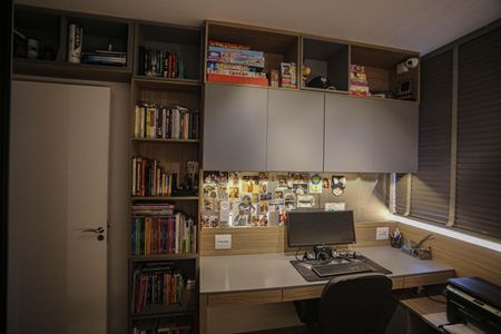 Apartamento à venda com 132m², 4 quartos e 2 vagas Apartamento à venda com 132m², 4 quartos e 2 vagasQuarto 2