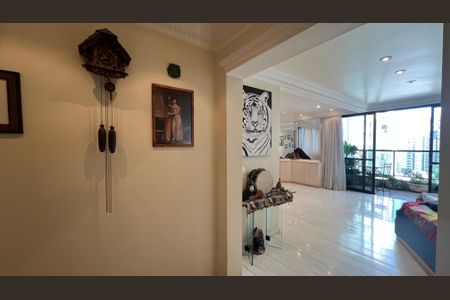 Apartamento à venda com 203m², 4 quartos e 4 vagas Apartamento à venda com 203m², 4 quartos e 4 vagasEntrada da Sala