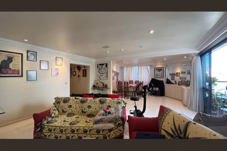 Apartamento à venda com 203m², 4 quartos e 4 vagas Apartamento à venda com 203m², 4 quartos e 4 vagasSala