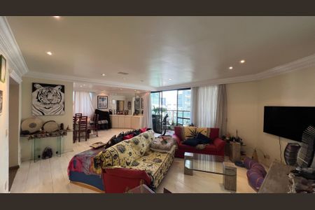 Apartamento à venda com 203m², 4 quartos e 4 vagas Apartamento à venda com 203m², 4 quartos e 4 vagasSala