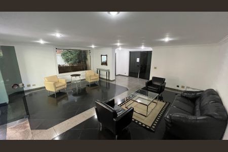 Apartamento à venda com 203m², 4 quartos e 4 vagas Apartamento à venda com 203m², 4 quartos e 4 vagasHall de entrada