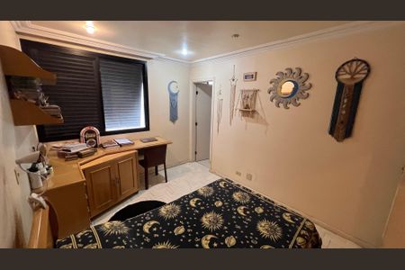 Apartamento à venda com 203m², 4 quartos e 4 vagas Apartamento à venda com 203m², 4 quartos e 4 vagasSuite 1