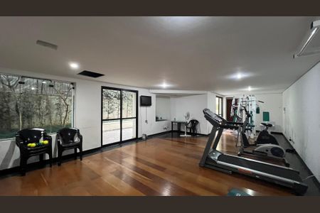 Apartamento à venda com 203m², 4 quartos e 4 vagas Apartamento à venda com 203m², 4 quartos e 4 vagasÁrea comum - Academia