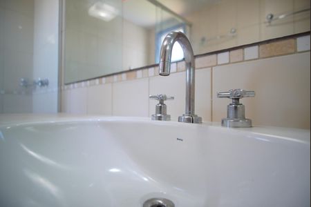 Apartamento à venda com 120m², 3 quartos e 2 vagasBanheiro da Suíte - Torneira