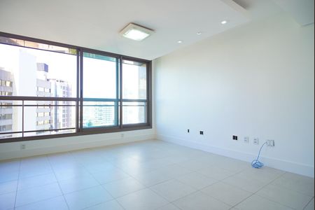 Apartamento à venda com 120m², 3 quartos e 2 vagasSala