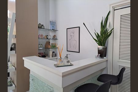 Apartamento à venda com 120m², 3 quartos e 2 vagas Apartamento à venda com 120m², 3 quartos e 2 vagasÁrea Comum - Estética