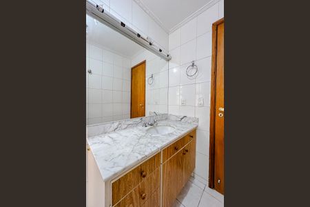 Apartamento à venda com 240m², 4 quartos e 4 vagasBanheiro da Suíte